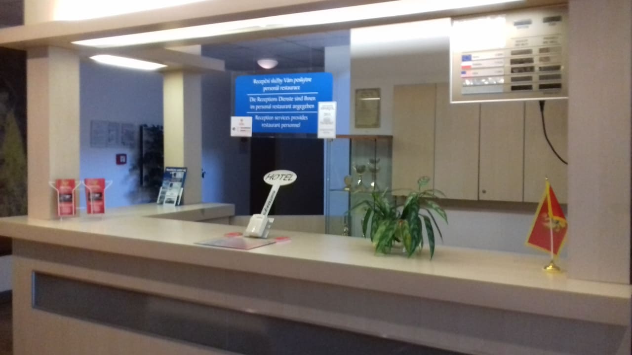 Lobby Hotel Montenegro