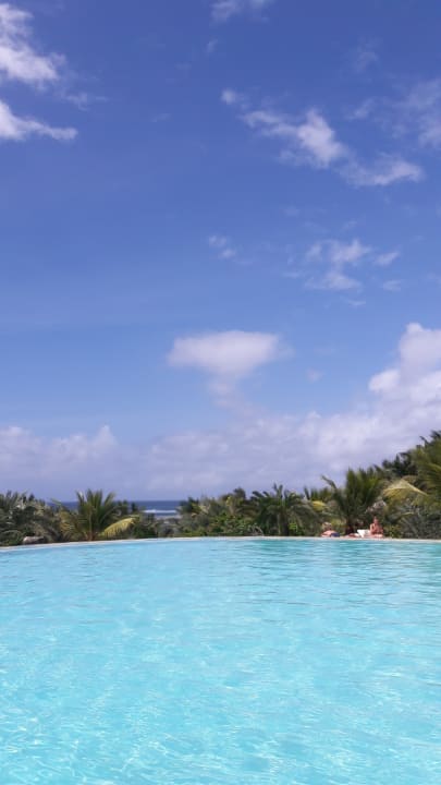 Pool Swahili Beach Resort