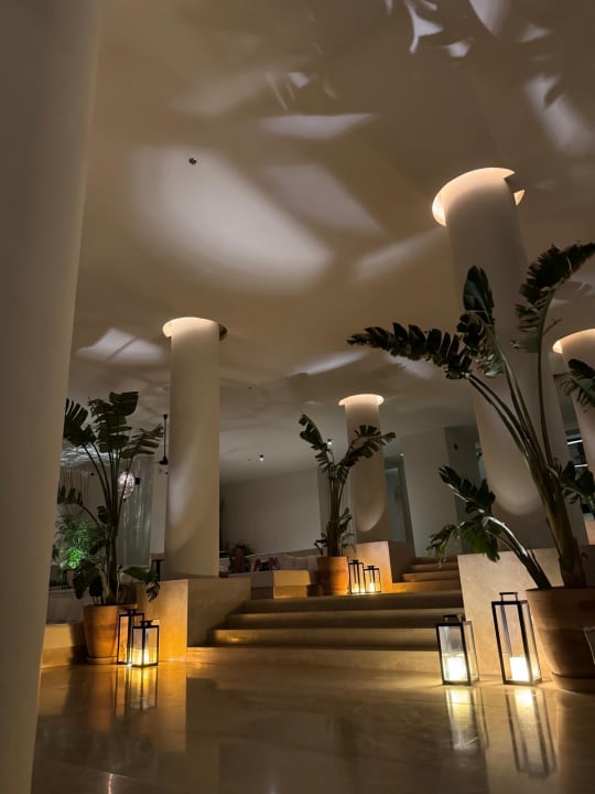 Lobby Serry Beach Resort