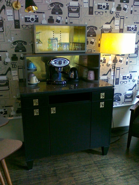 Die Kaffeebar Henri Hotel Hamburg Downtown