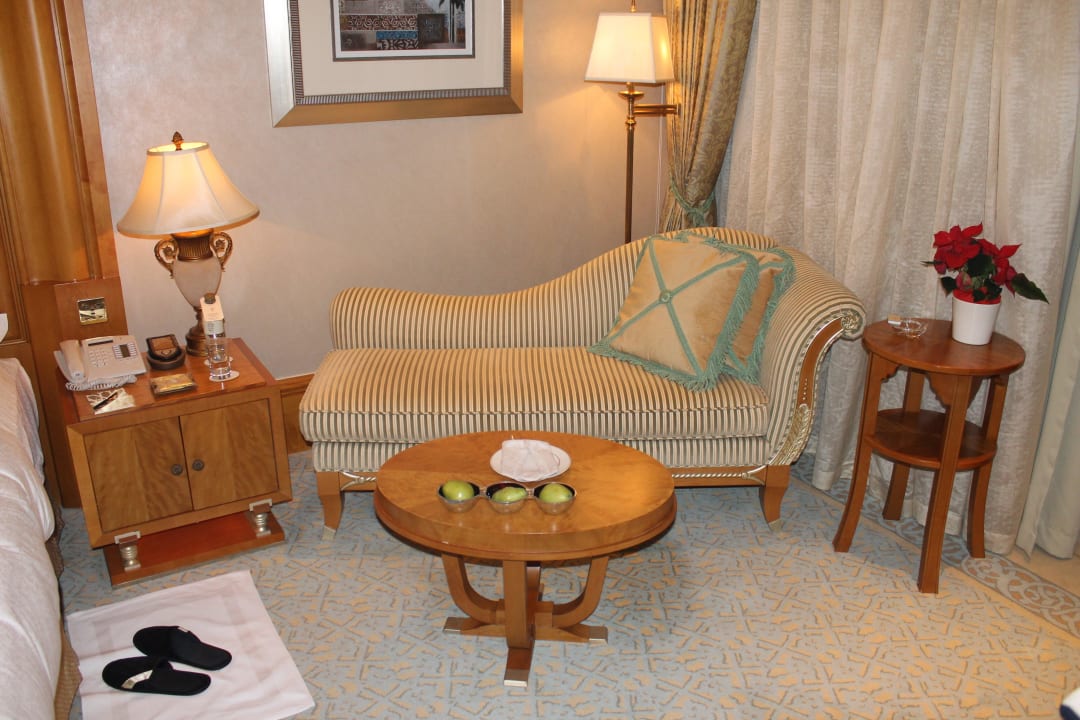 Zimmer linke Seite Emirates Palace Mandarin Oriental