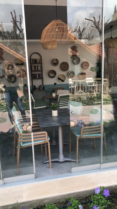 Gastro Can Garden Beach