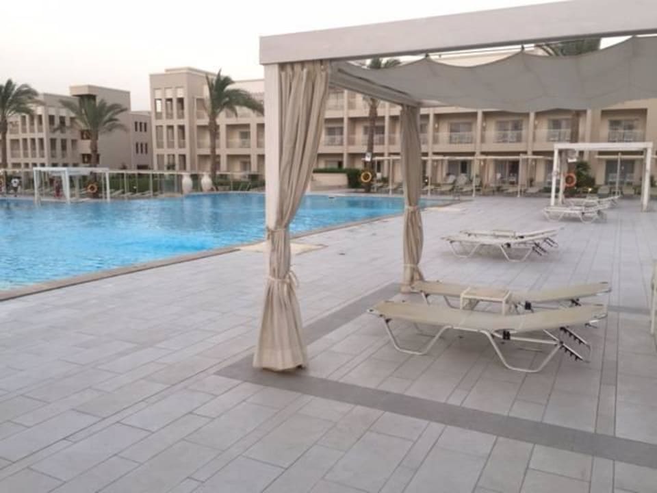 Silence Pool ohne Animation Jaz Aquaviva