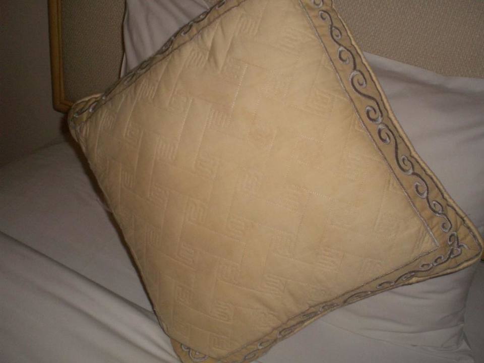 Dekokissen Hotel Huong Giang