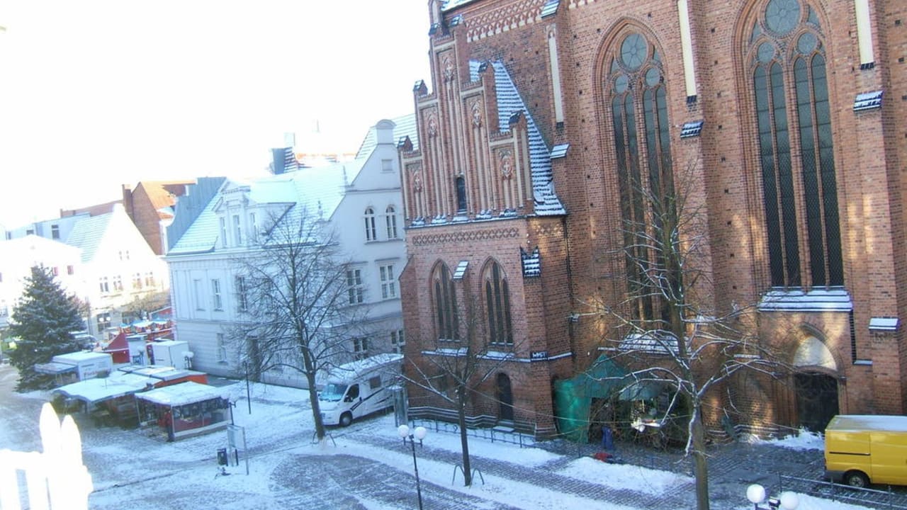 Blick auf den kleinen Weihnachtsmarkt Sweet Dream Hostel & Pension