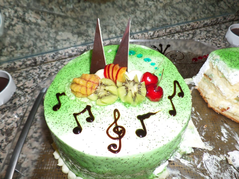 Große Kuchenauswahl - mit schönen Motiven Trendy Aspendos Beach Hotel