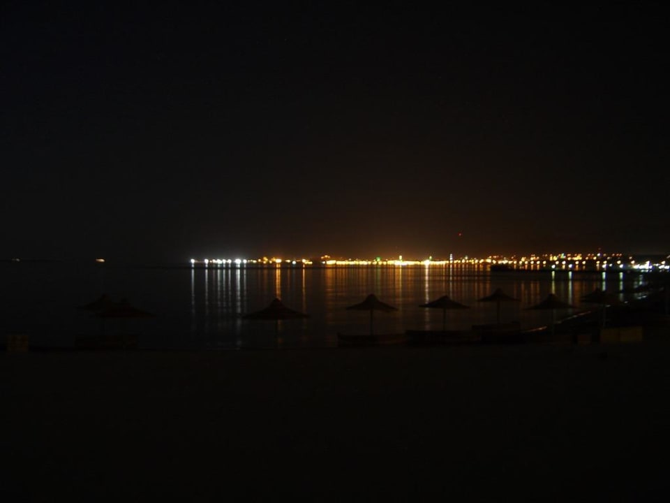 Nachtblick vom Strand Richtung Safaga Shams Prestige Abu Soma-Adults Only