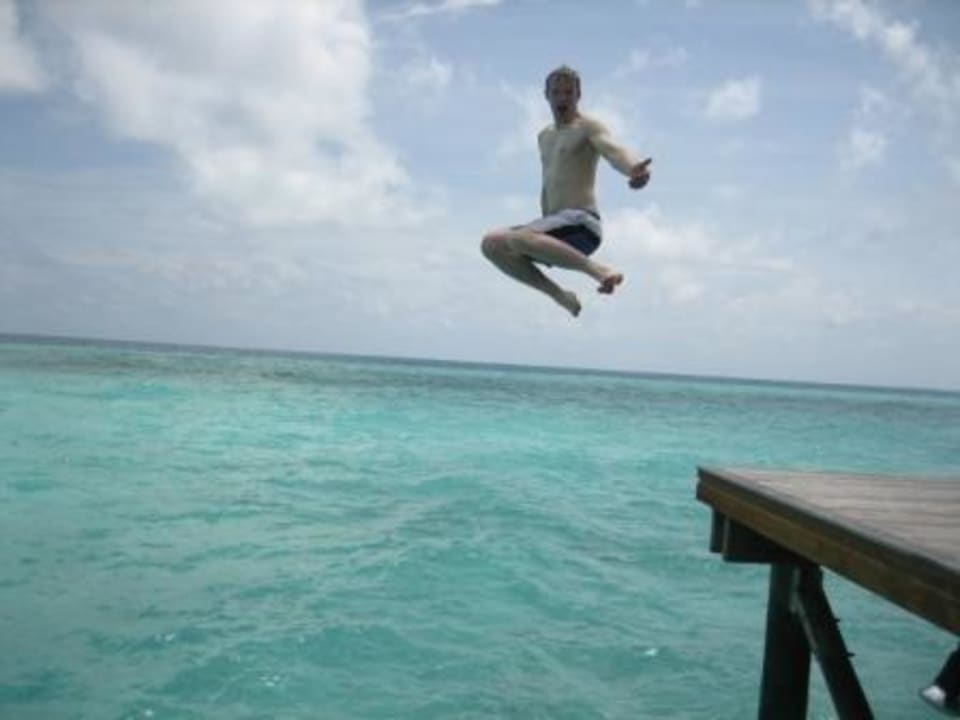 Astrein Veligandu Maldives Resort Island