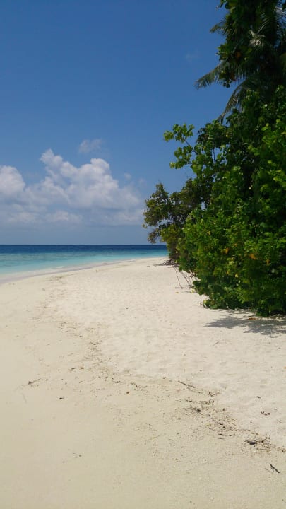 Strand  Embudu Village