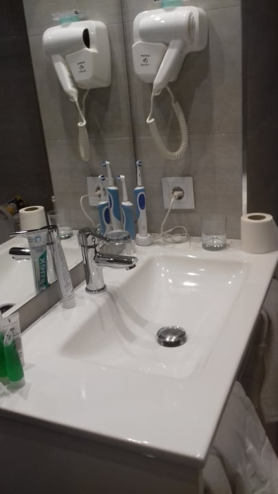 Zimmer HSM Regana - Adults Only