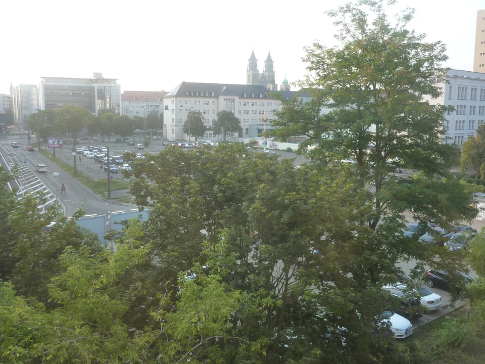 Ausblick IntercityHotel Magdeburg