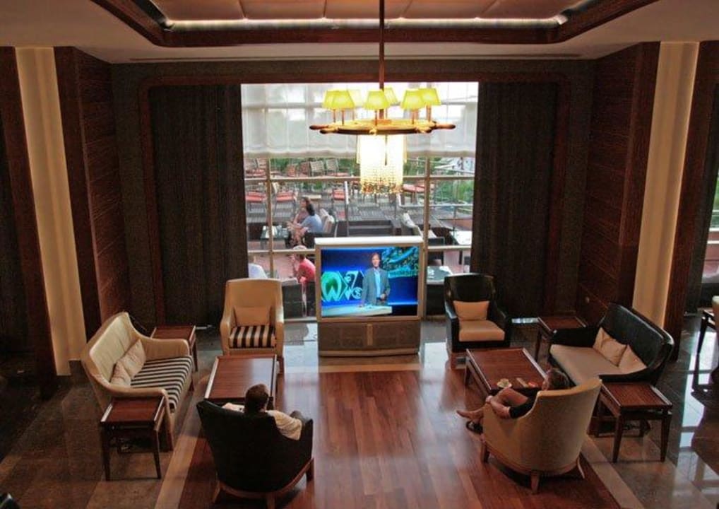 Fernsehraum Hotel Grand Side