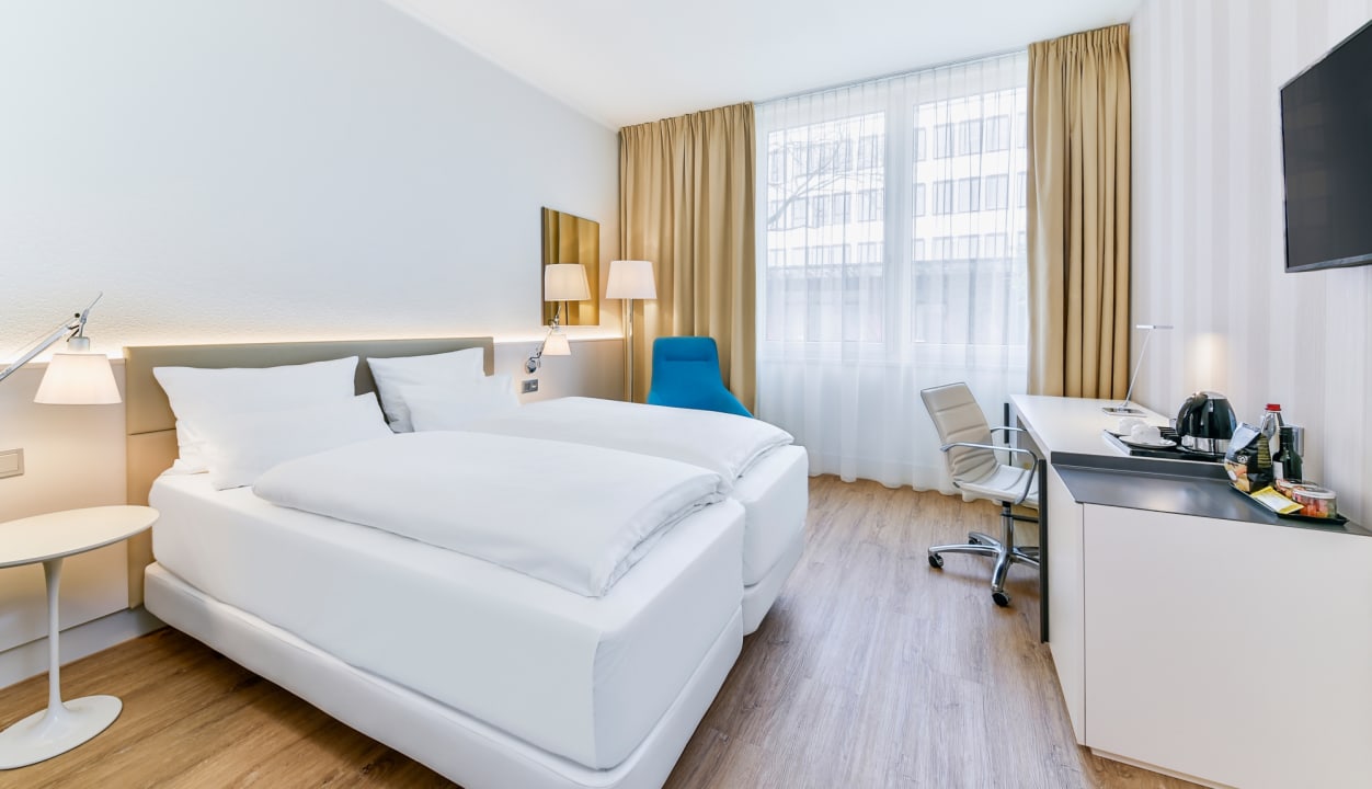 Zimmer Hotel NH Weinheim