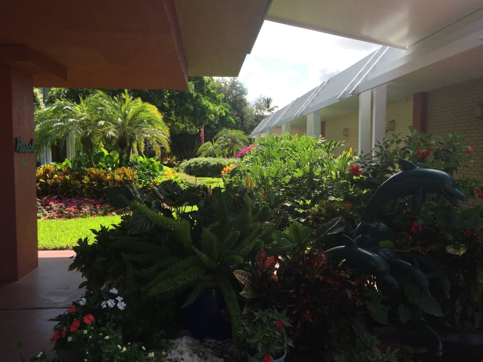 Aussen Hotel Ramada Inn of Naples