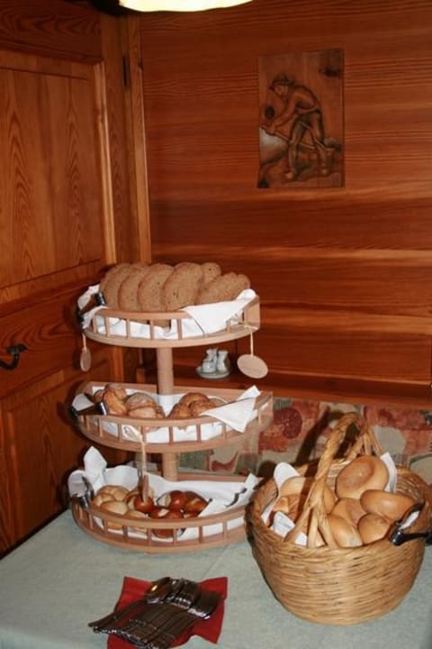 Brotauswahl Hohe Burg Alpengasthof