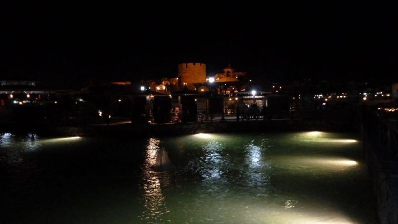 Lagune bei Nacht Pickalbatros Dana Beach Resort - Hurghada