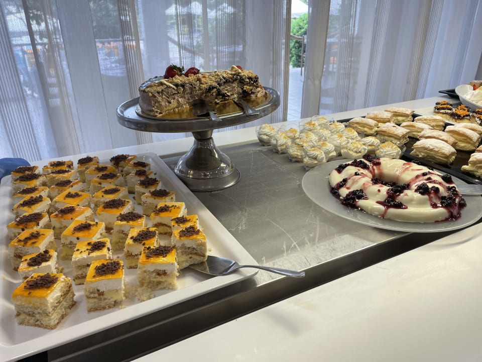 Gastro Irene Palace Beach Resort Club alltoura