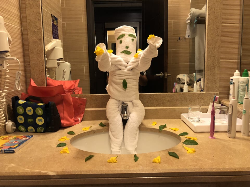 Zimmer Jaz Dar EL Madina