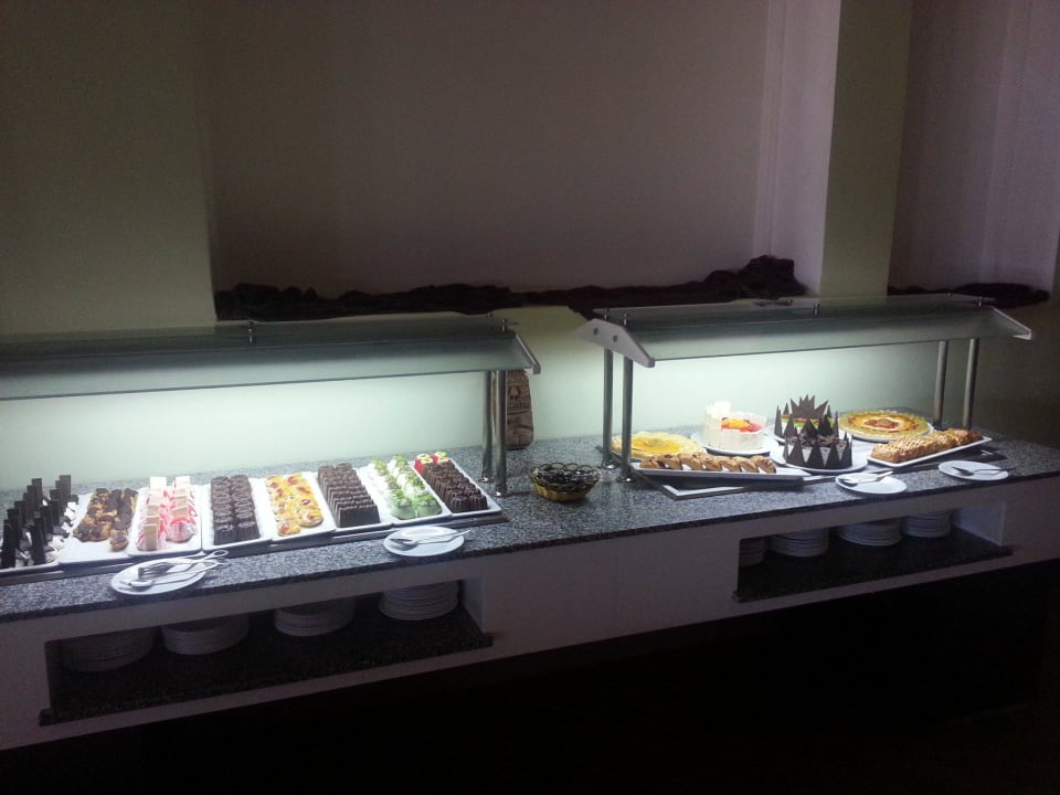 Täglich neue Leckereien  Skanes Serail Aquapark