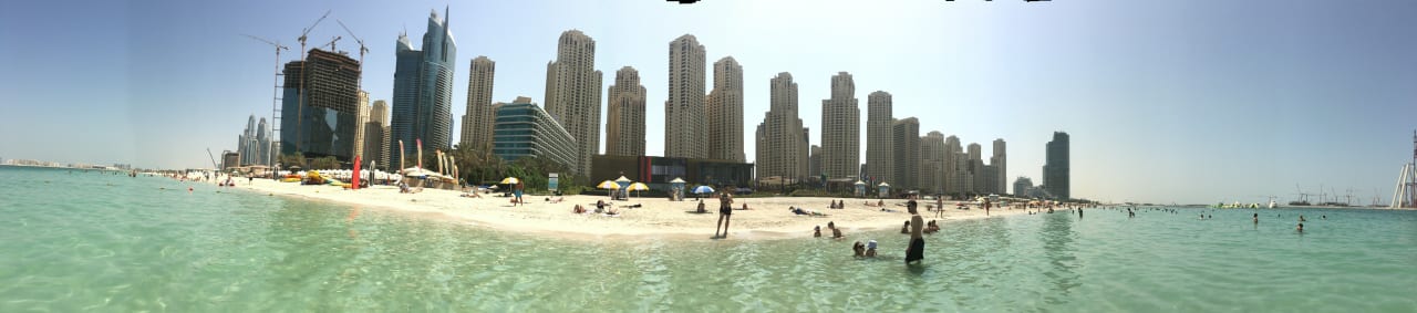 Strand Delta Hotels by Marriott Jumeirah Beach