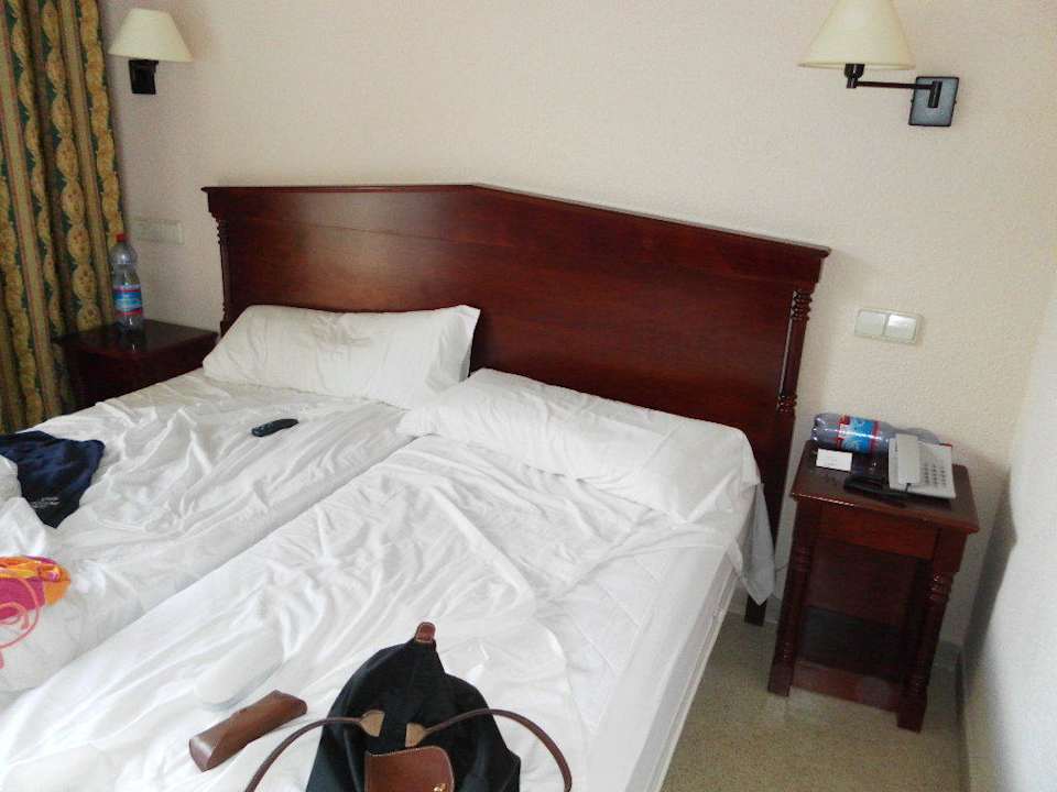 Bett Valentin Somni Hotel & Suites