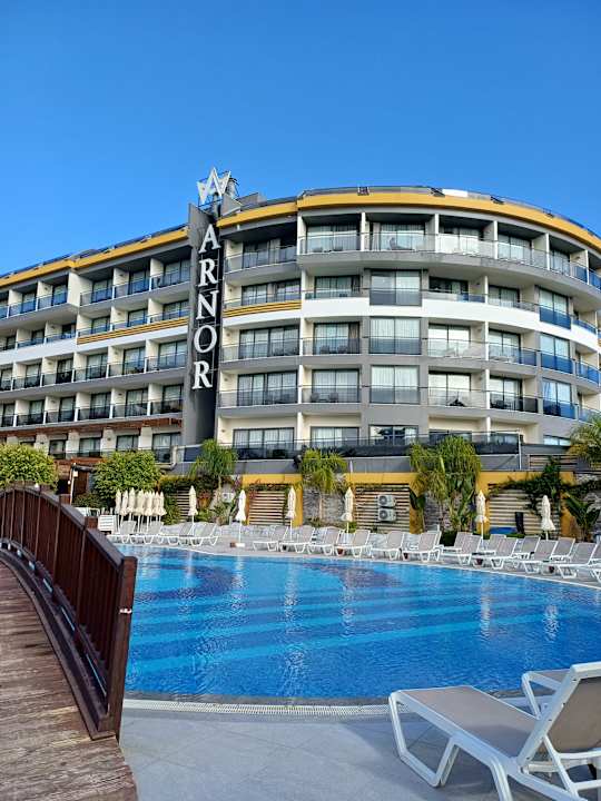 Außenansicht Arnor de Luxe Hotel & Spa