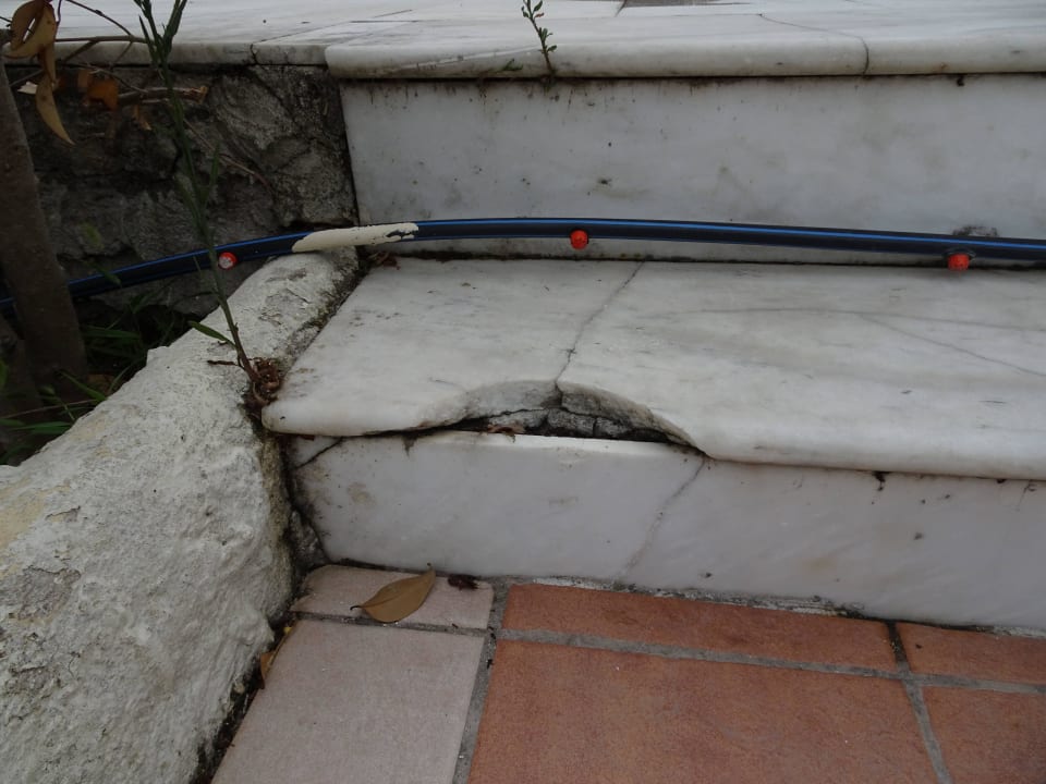 Renovierungsbedürftig!! Hotel Athos Palace