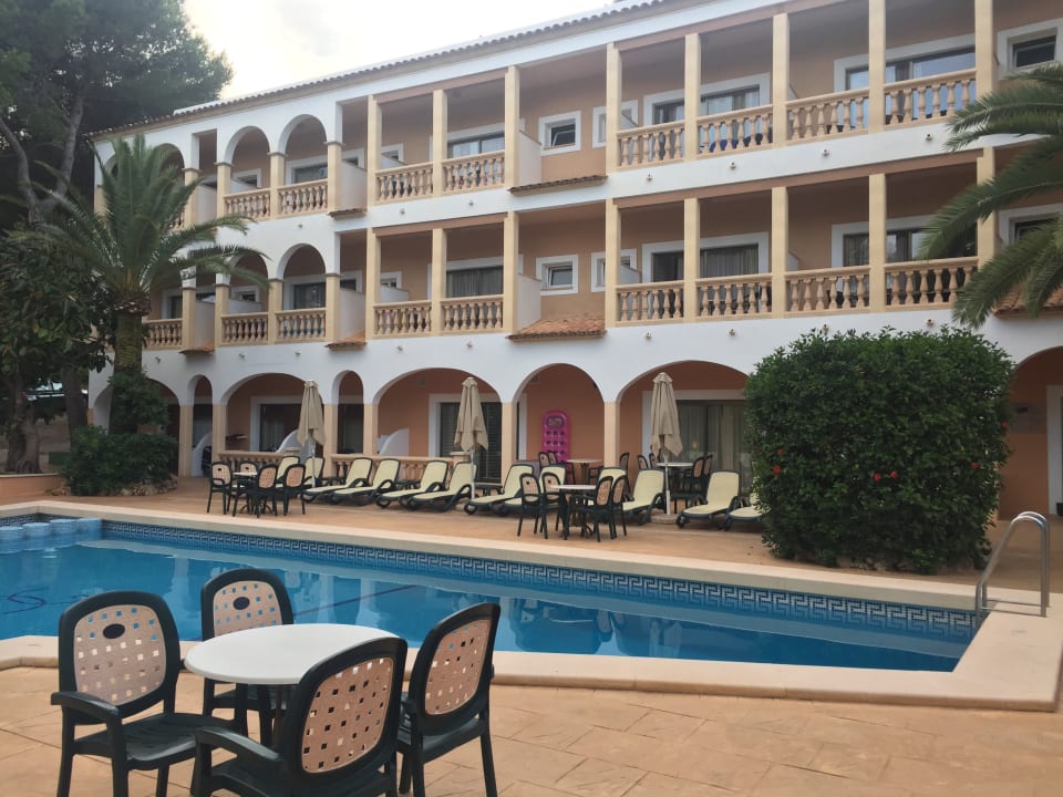 Außenansicht Hotel Cala Gat