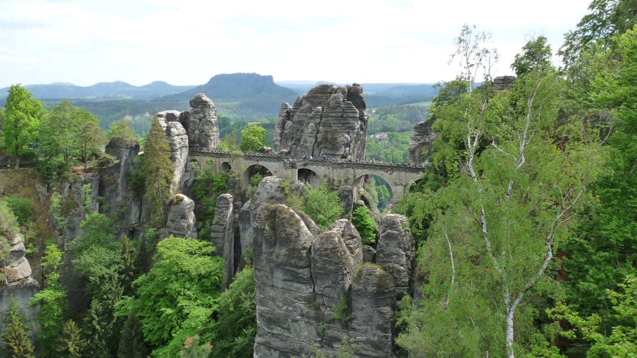Ausblick Hotel Elbpromenade