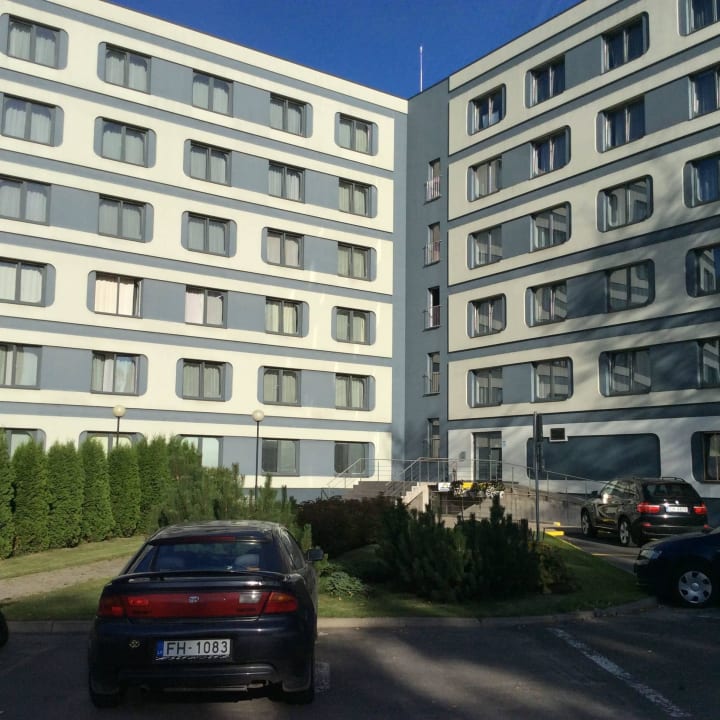Parkplatz Hotel Days Riga VEF
