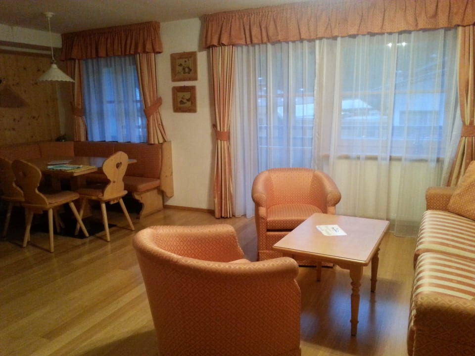 Wohn-/Esszimmer Residence Bosco Verde