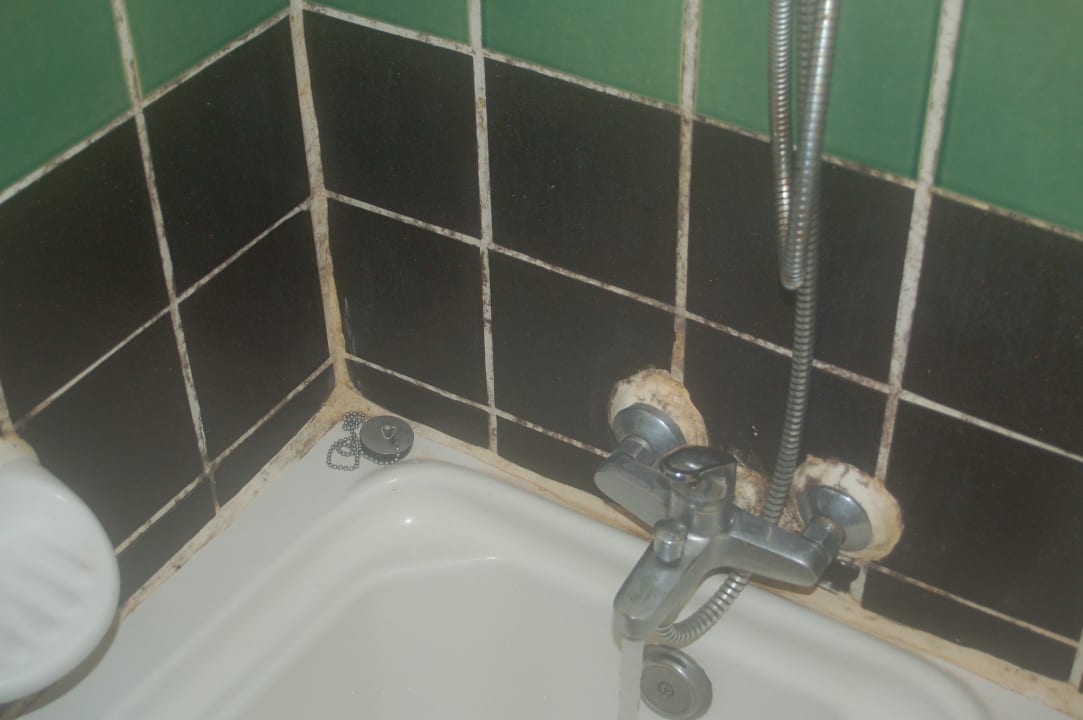 Schimmel Badezimmer Hotel Jomtien Thani