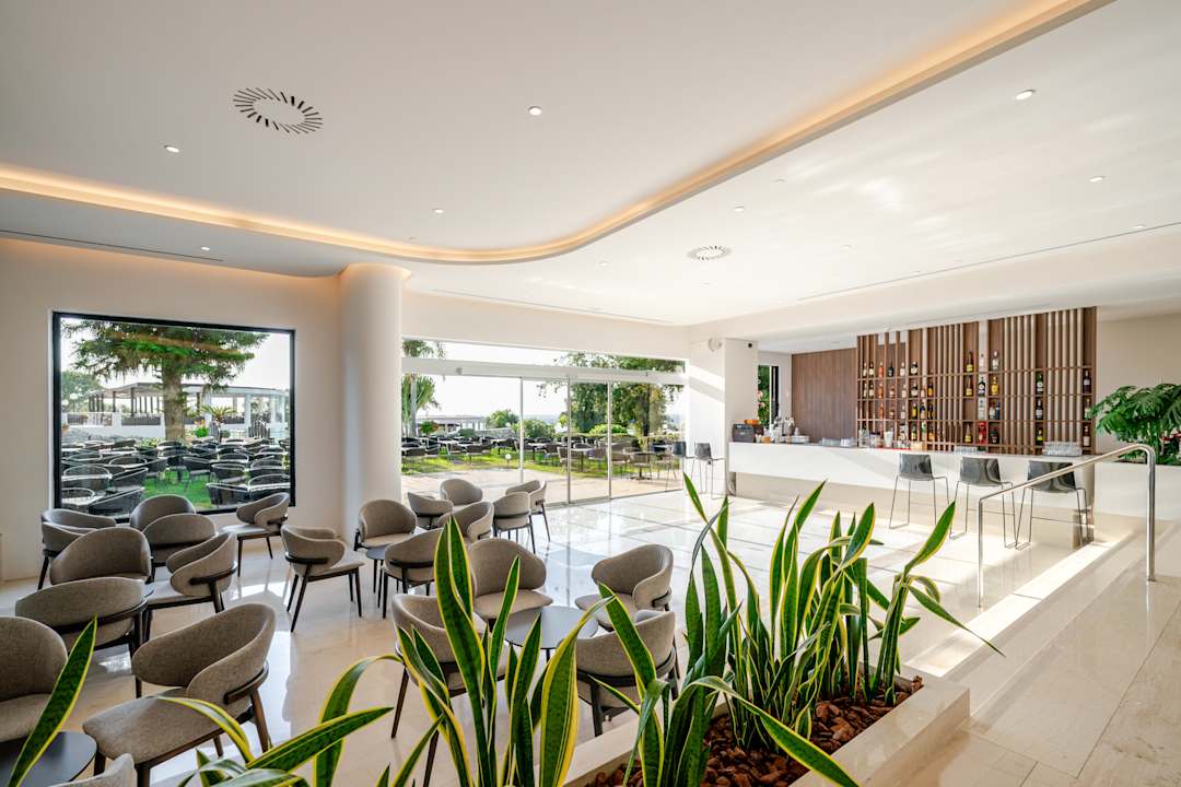 Lobby Hotel Calypso Beach