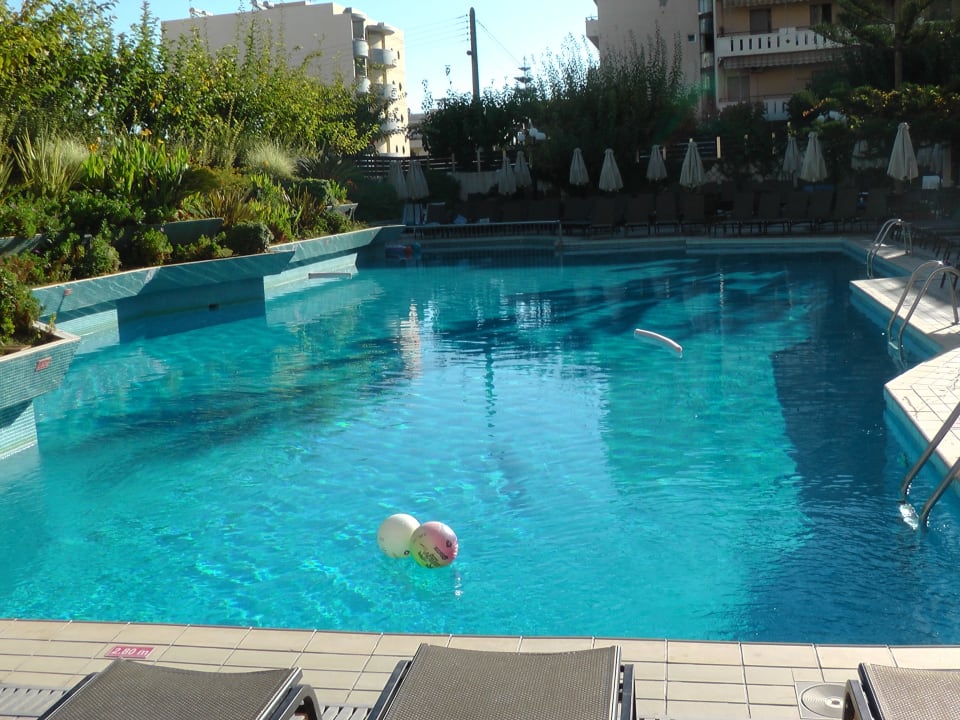 Hauptpool Hotel Theartemis Palace