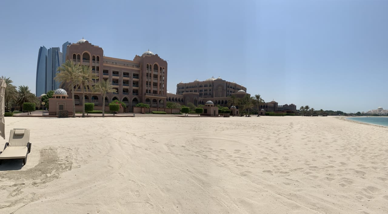 Strand Emirates Palace Mandarin Oriental