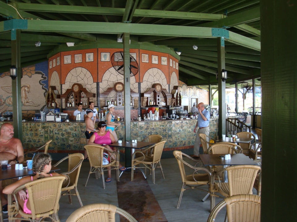 Poolbar Papillon Belvil