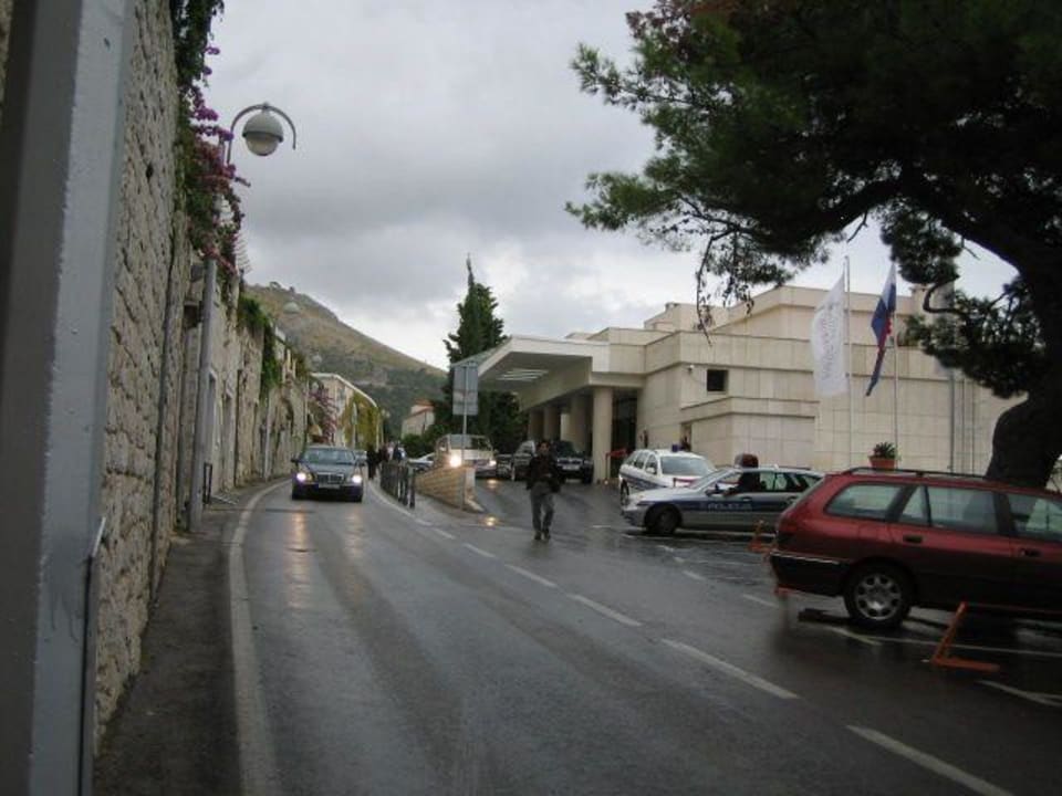 Hoteleingang Hotel Excelsior