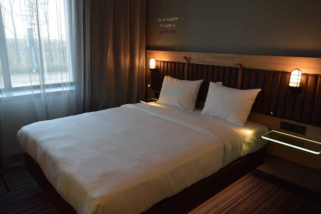 Zimmer Moxy Katowice Airport