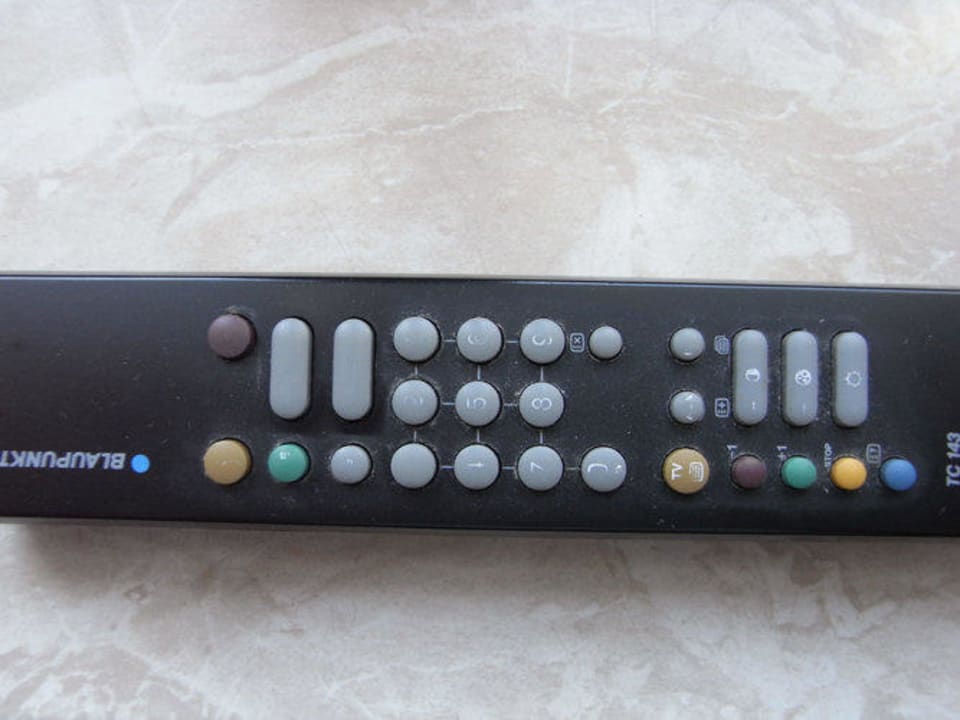 TV- Fernbedienung ohne Funktionsangabe der Tasten Hotel Up-Hus-Idyll