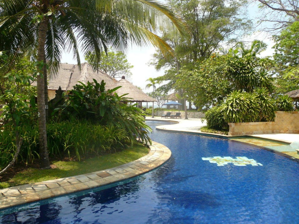 Pool Pool Villa Club