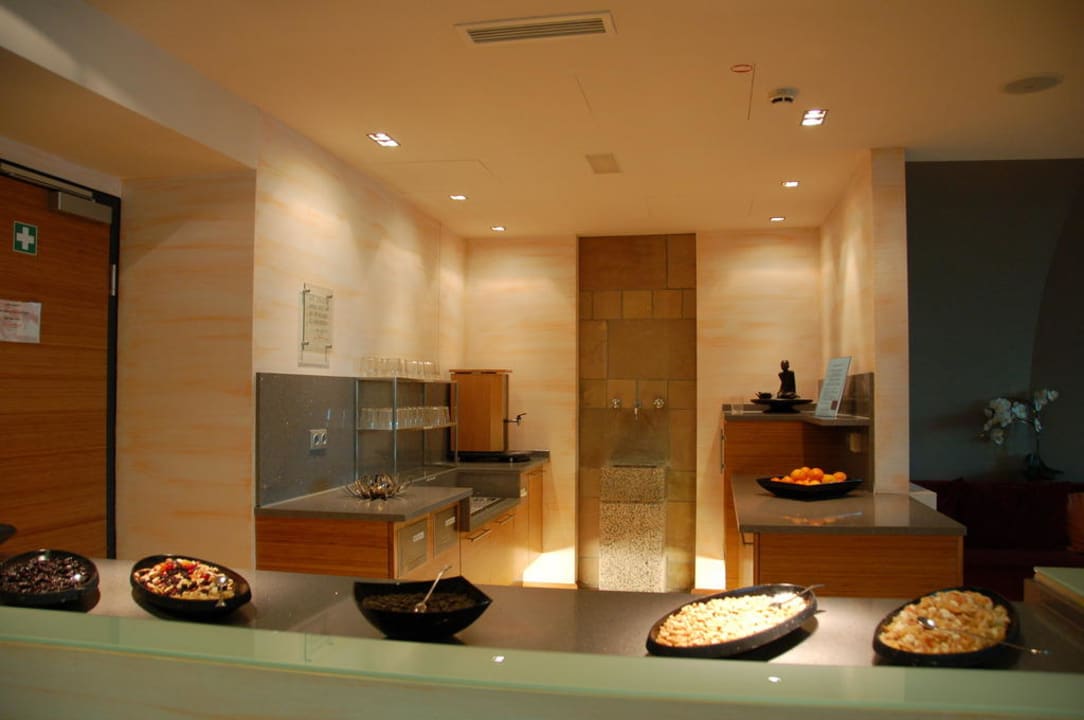 Wellness Lounge im Yin Yang Spa Hotel Reiters Supreme