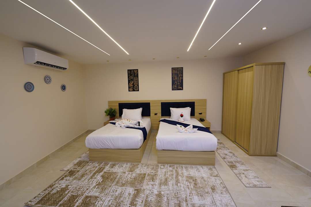 Zimmer Pyramids Khan Hotel