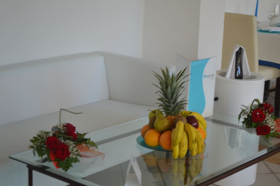 Restaurant R2 BUGANVILLA Hotel & Spa