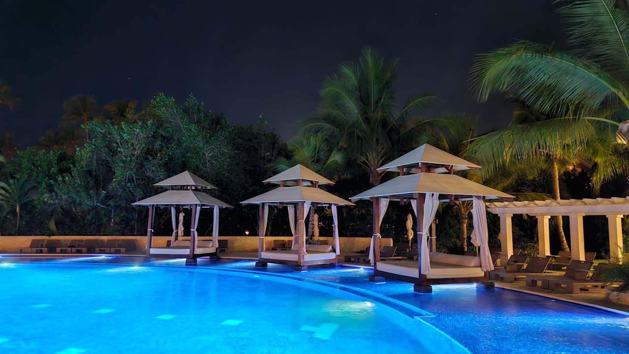 Pool Secrets La Romana Resort & Spa - Adult Only