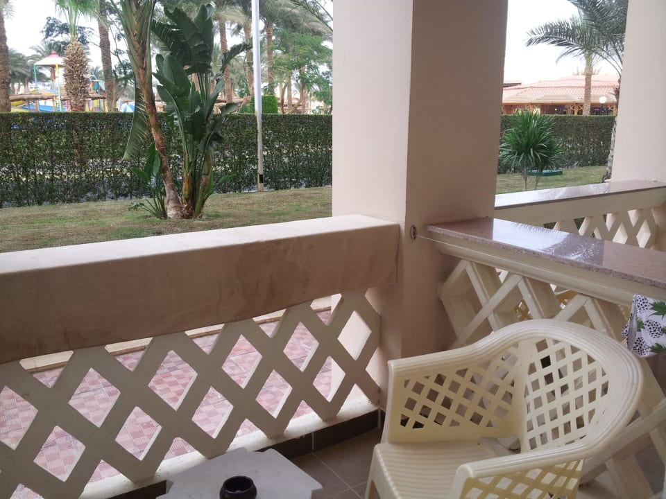 Балкон Pickalbatros Palace Resort