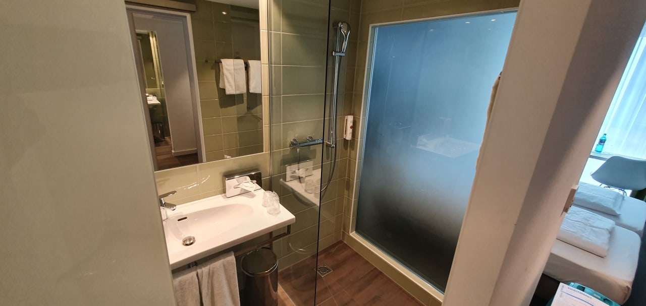Zimmer Super 8 by Wyndham Oberhausen am Centro