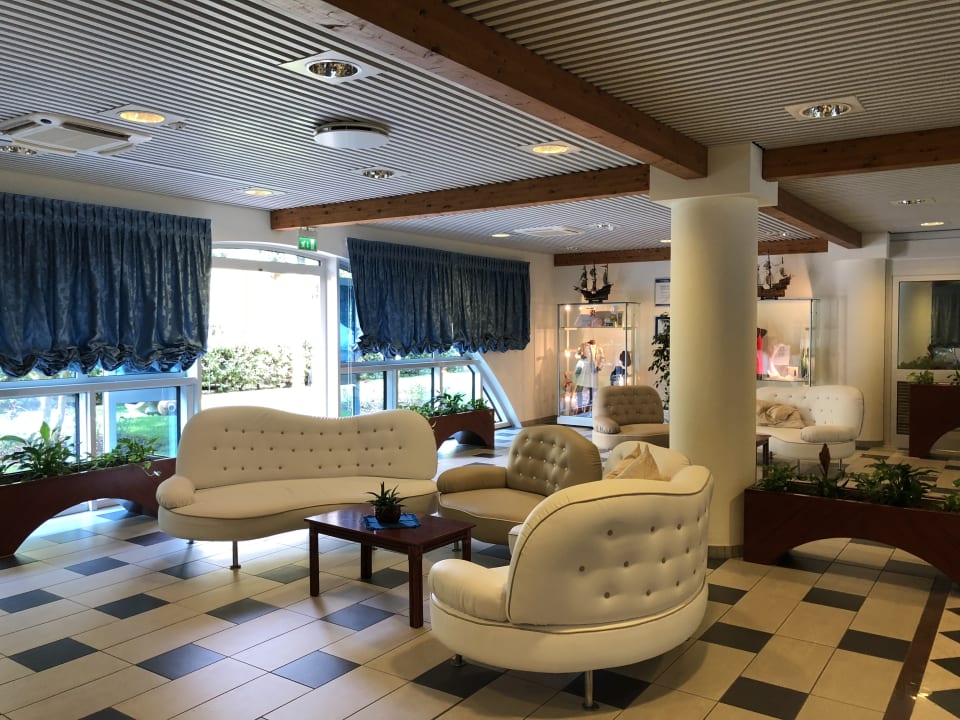 Sonstiges Aparthotel Holiday