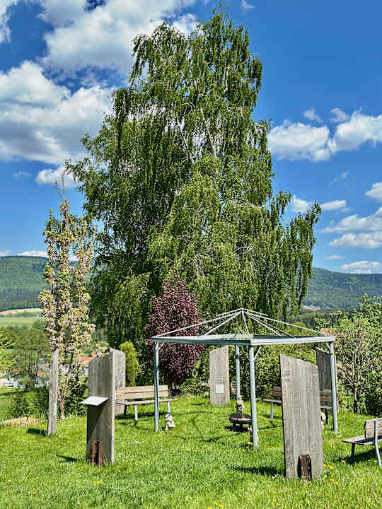Gartenanlage Spirit & SPA Hotel Birkenhof am Elfenhain