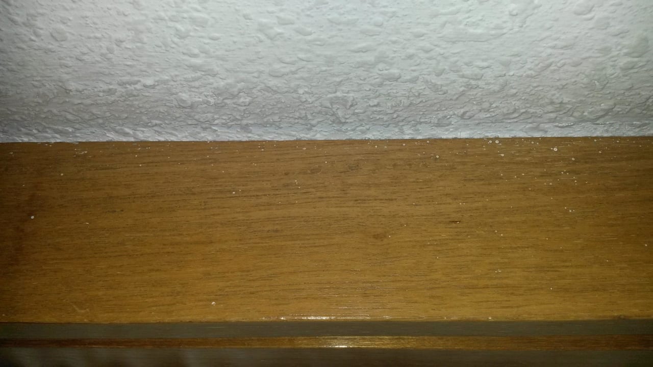 Dreckiger Bettrahmen PLAZA Premium Timmendorfer Strand