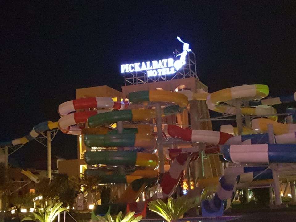 Bei Nacht Pickalbatros Aqua Park Resort - Hurghada